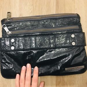 Black Matt & Nat clutch